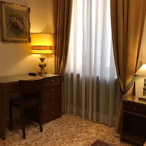 Alojamento de Acomodação e Pequeno-almoço Nori, Roma